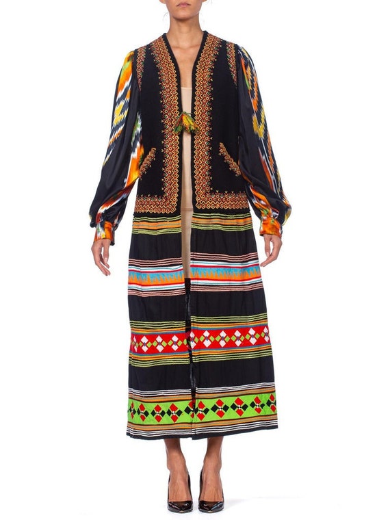 MORPHEW COLLECTION Black Hand Embroidered Wool Fel