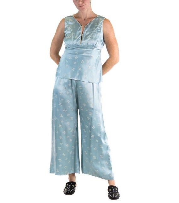 1940S Powdered Blue Rayon Satin Bow Print Pajamas - image 3