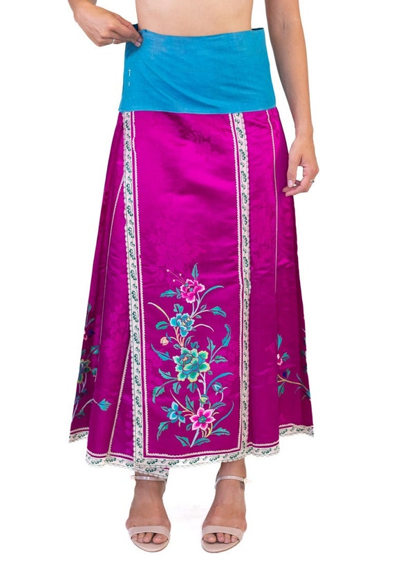 Victorian Fuchia Hand Embroidered Silk Jacquard C… - image 8