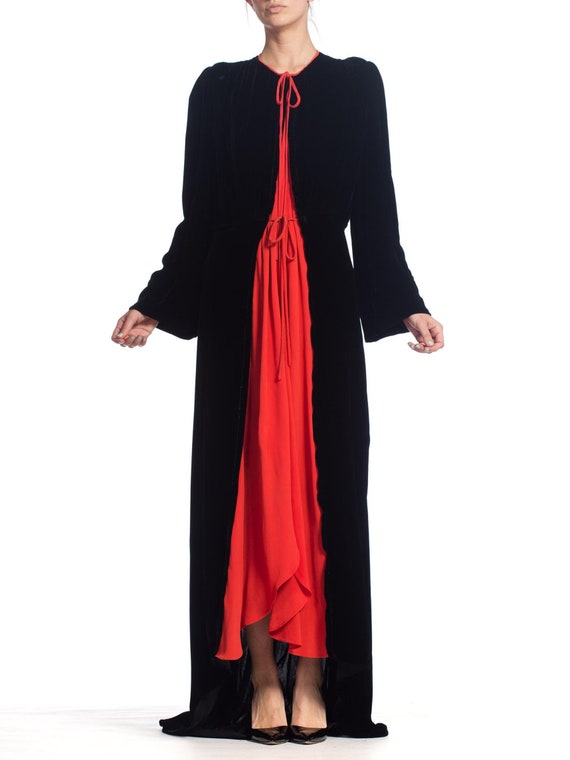 1930S Black Silk Velvet & Red Crepe Dressing Gown