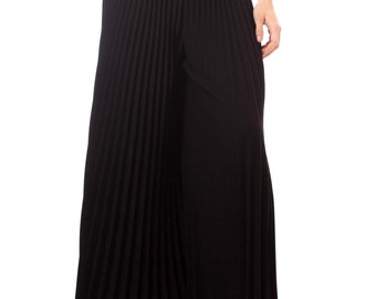 1970s Vintage Pleated Wide Leg Black Pants    Size: M/L