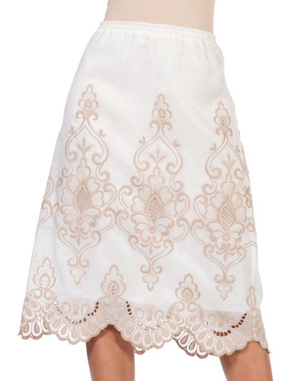 1970S Victorian Style Embroidered Lace  Skirt - image 4