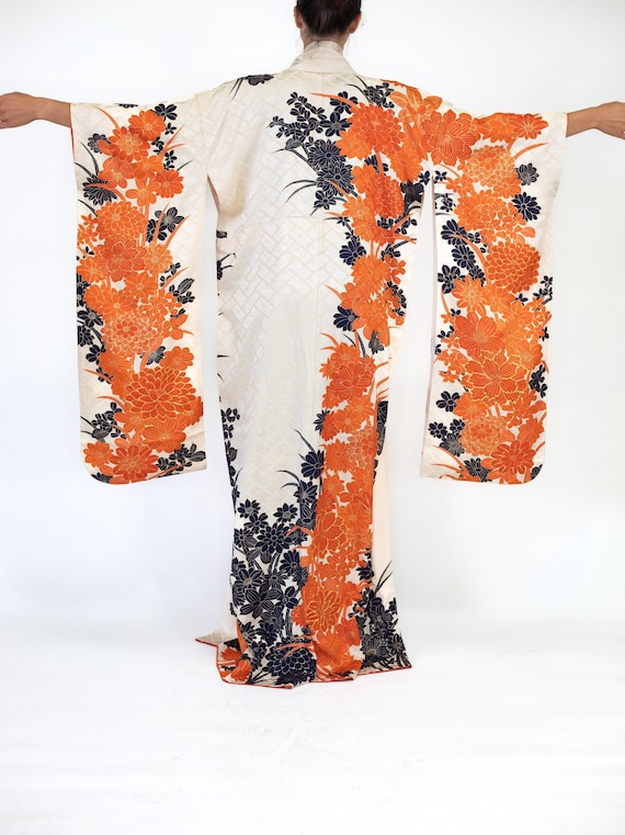 1960S Silk Jacquard Orange  Black Floral Kimono