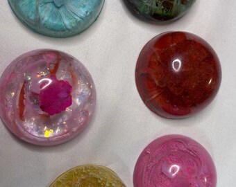 Mixed Resin “Petri-style” fridge magnets