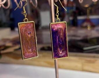 Custom resin dangle earings