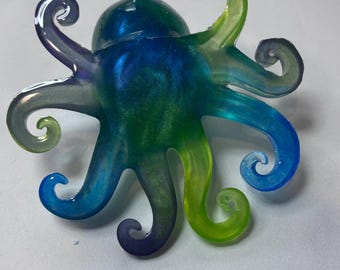 Blue/green iridescent Resin Octopus