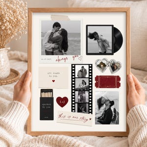 Può includere: Una stampa collage incorniciata con fotografie in bianco e nero, una striscia di pellicola, un medaglione a forma di cuore, una scatola di fiammiferi con l'etichetta 'sparked by you' e testi tra cui 'always you', 'all roads to you', 'L+J' e 'this is our story'.