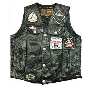 Vintage Outlaws MC Canada leren motorvest | Motorclubvest | Skull-patch op de rug | Leren motorvest met veters aan de zijkant afbeelding 2