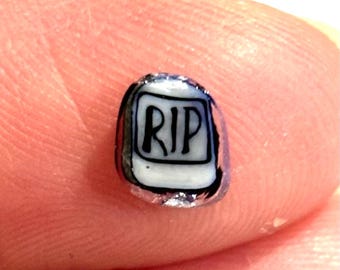 RIP Tombstone v2024 COE104 Murrini chips