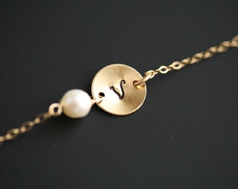 Gold Fill Necklace,Layering Necklace,Initial Necklace,Monogram Customize initial Necklace,Pearl Necklace,Bridesmaid Gifts