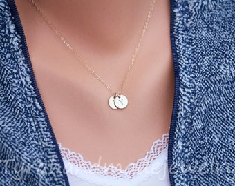 Gepersonaliseerde ketting, ketting van de eerste, monogram ketting, hand gestempeld, familie ketting, verjaardagsgift, beste vriend cadeau, Sisterhood sieraden