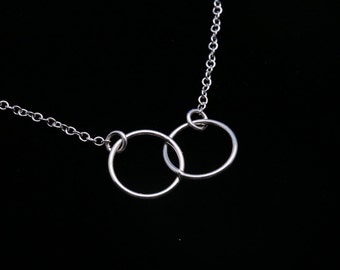 Interlocking circle Necklace,Eternity love circles,Best Friend gift,Love without End,Bridesmaid gift,sisterhood gift,mother daughter gift