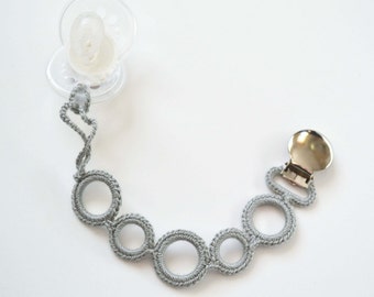 Light gray pacifier clip. Baby accessory. Neutral.  Universal style: fits mam, soothie, nuk....    (Made by lippybrand)