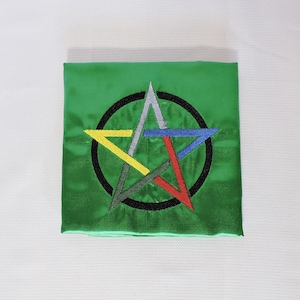 Handmade Green Altar Cloth 27&quot;x21&quot;   wiccan pagan tools ritual witchcraft supplies Tarot cloth