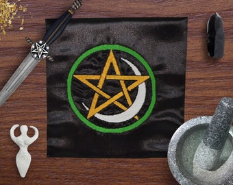 Black Altar Cloth wicca 27" x 27" Pentacle altar cloth, wicca pagan tools, ritual cloth, gift for witch, gift for pagan, tarot cloth