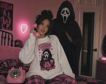 Camiseta rosa con estampado de terror "Reina del Grito", top espeluznante para chicas de Halloween, camiseta unisex para amantes del terror.