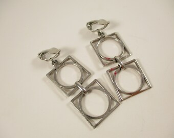 1960s Vintage Large Silver Daisy Clip On Earrings