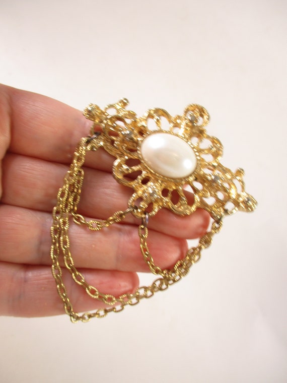 Pearl Swag Brooch, Vintage Gold Chain Victorian R… - image 2