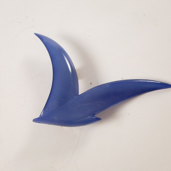 Buch and Deichmann Acrylic Gull Brooch , B & D Purple Bird in Flight Pin - 1970s Germany