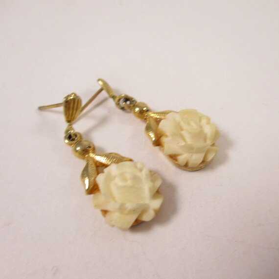 Cream Rose Flower Earrings Vintage Small Drop Flo… - image 3