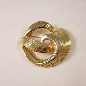 Vintage Gold Round Curl Brooch Pin, Minimalist Fashion Jewelry,  Fashion