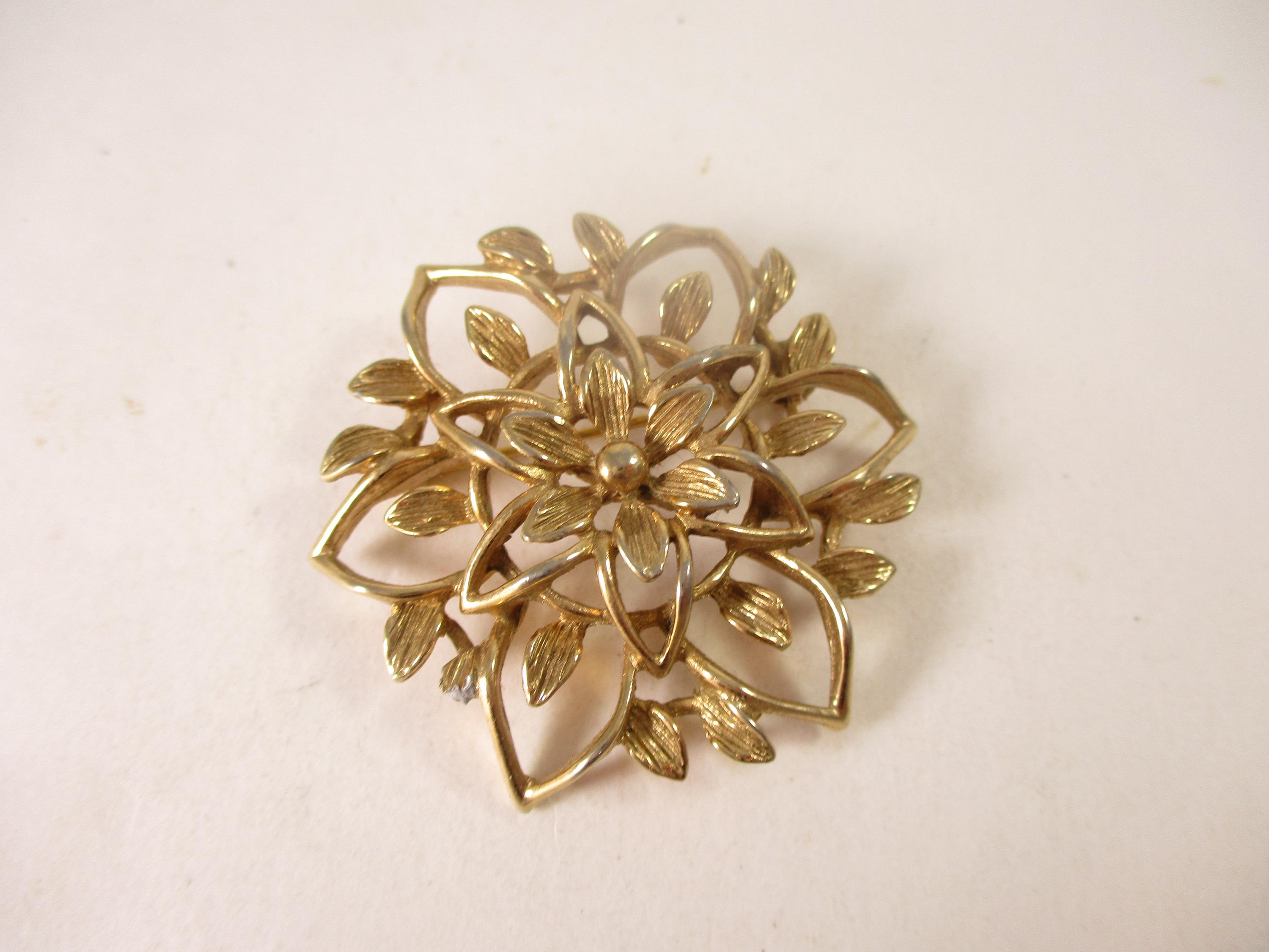 Vintage SARAH COVENTRY 1960's coral color Acorn motif