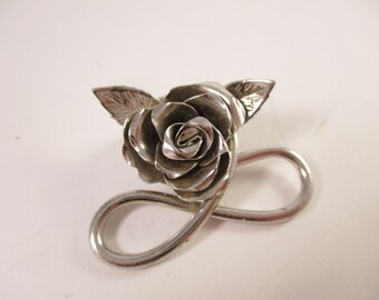 バラの花束ブローチピン シルバーフラワー ヴィンテージ コロ