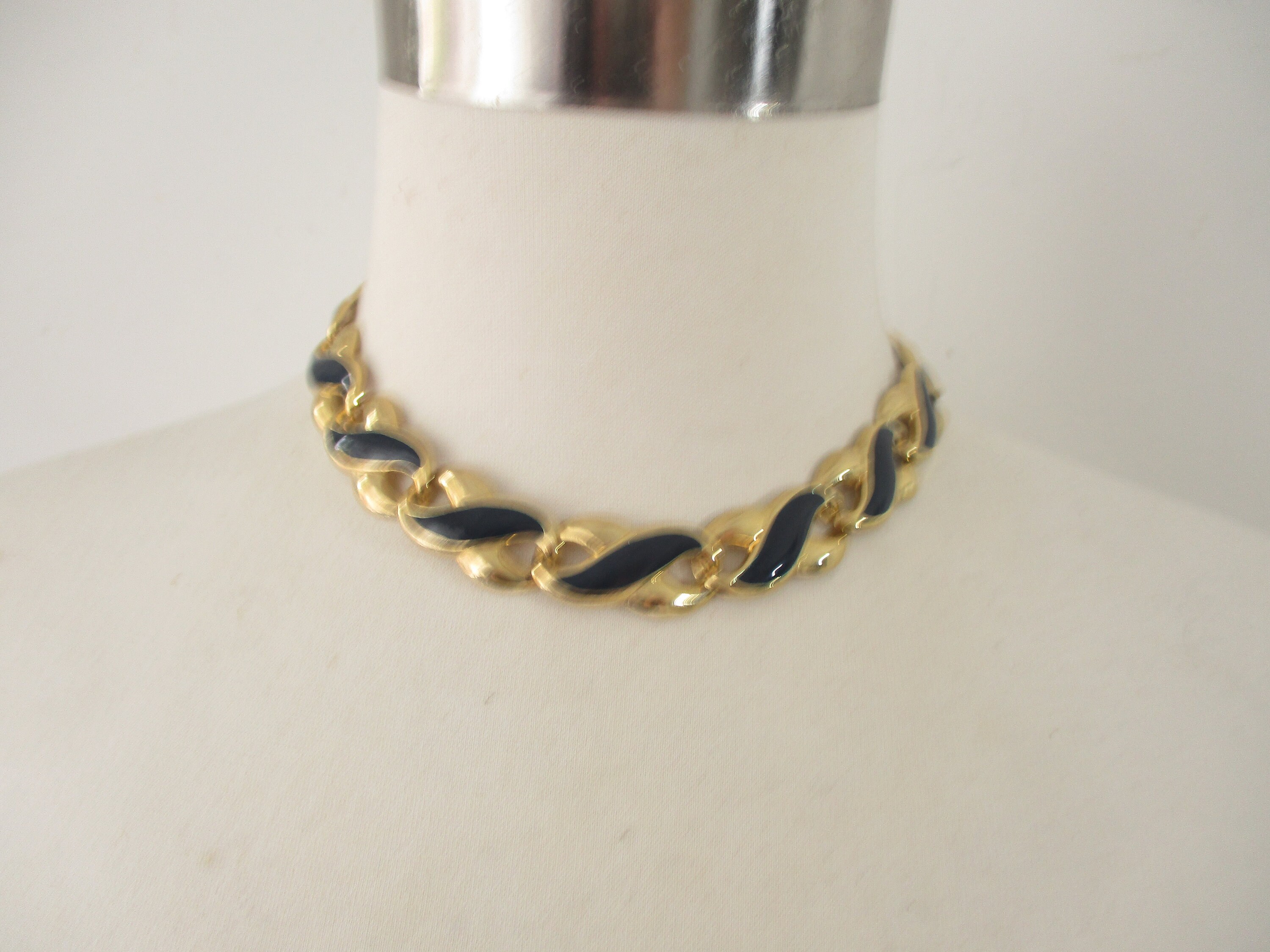 Gold Flat Link Necklace, 15.5 inches Vintage Navy or Black Infinity Chain, Fashion Jewelry 1990s