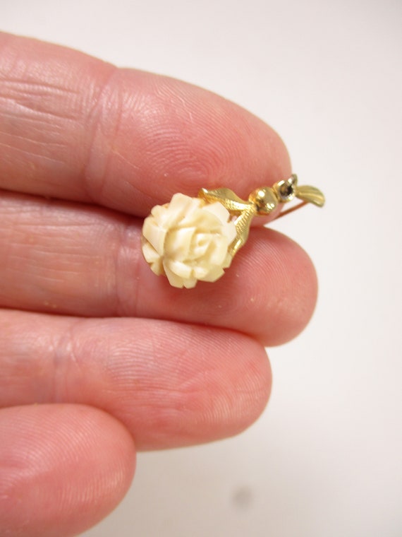 Cream Rose Flower Earrings Vintage Small Drop Flo… - image 4