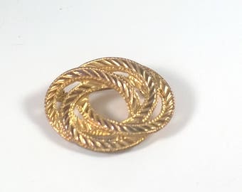 Vintage Gold and Copper Tone Twist Knot Brooch Pin - Costume Jewelry Brooch 1970s