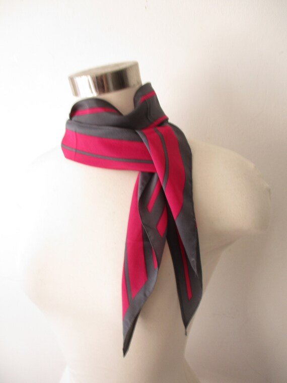 Long Thin Vera Neumann Scarf, Striped Pink Gray H… - image 4