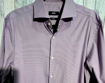 Hugo Boss lavender and white small print slim fit stretch shirt.