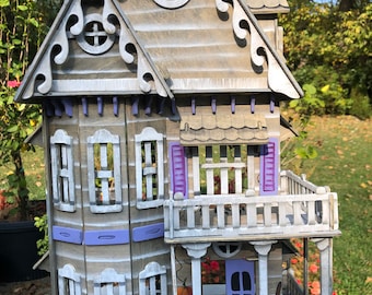 victorian dollhouse assembled