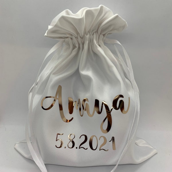 Personalized Satin dollar dance bag  for wedding, bride money string bag, Mr Mrs glitter, card holder pouch with gold foil