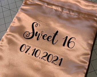 Personalized wedding bag for the dollar dance, satin money bag for bride, Gift for her, Mr. and Mrs. pouch bag, custom  wedding day bag