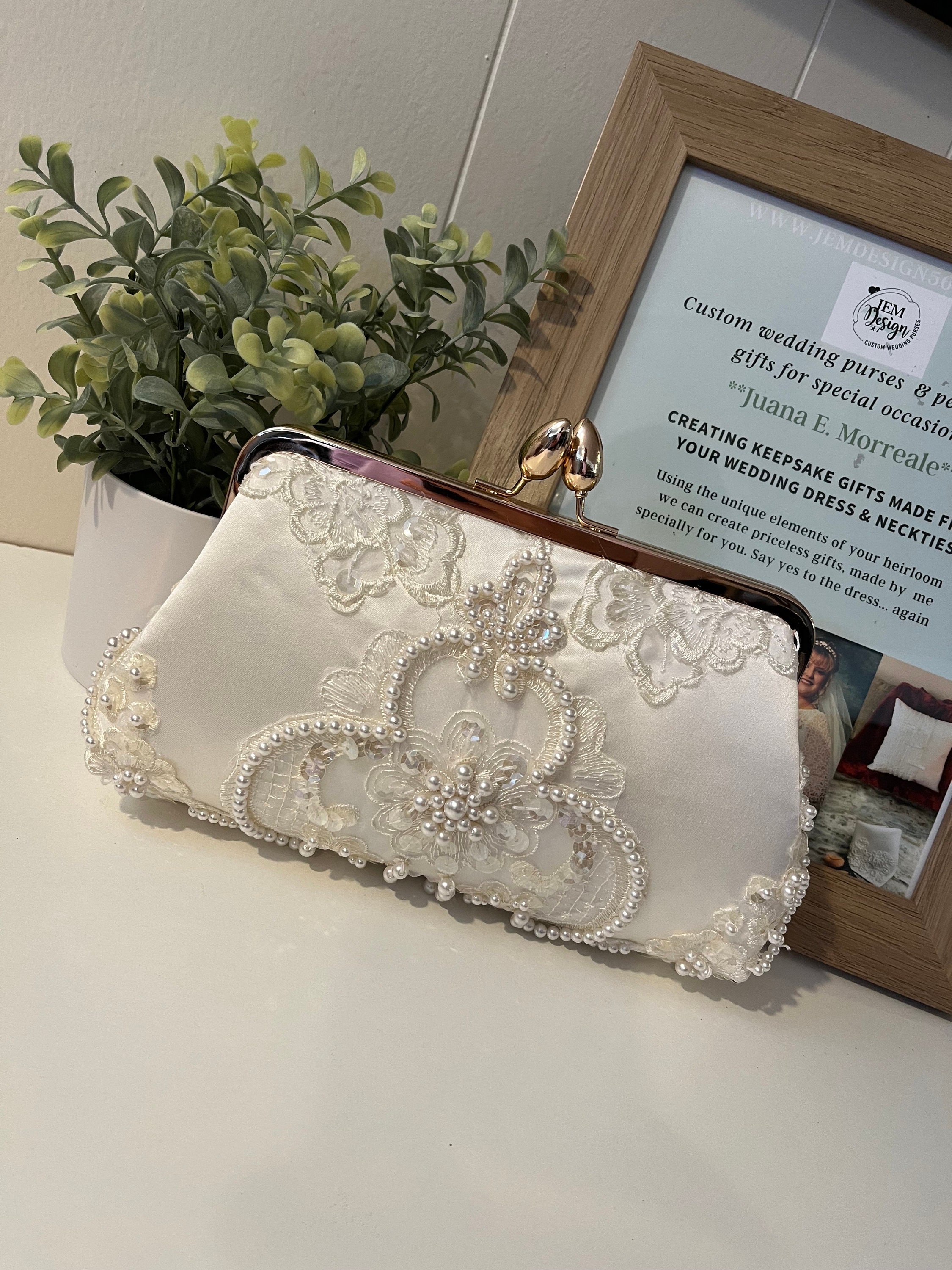 Clutch purse nz hotsell