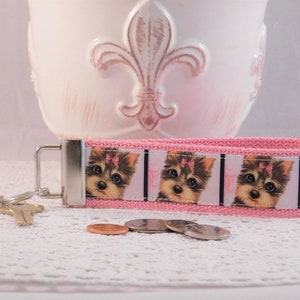 Pulsera de llavero hecha con cinta inspirada en el perro Yorkie