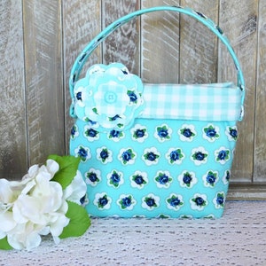 Aqua Floral Little Girl&#39;s Purse With Detachable Fabric Flower Pin