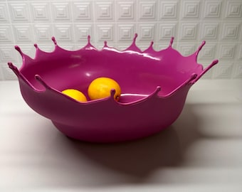 Danish design by Niels Rhömer pink Dropp! bowl like a splash of paint. Modern