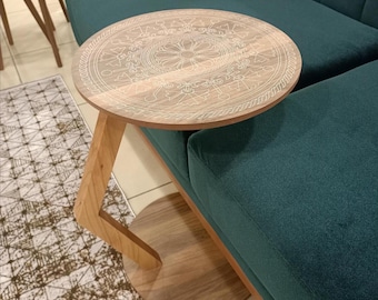 Walnut Veneer C Shape Side Table, Modern Wooden Laptop Desk