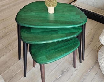 Green Solid Wood Nesting Table Set, Asymmetrical Mid Century Coffee Table