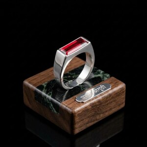 Statement-Ring aus 925er Sterlingsilber mit rotem Turmalin, moderner, minimalistischer Siegelring für Herren, Unisex-Schmuckgeschenk für Ihn