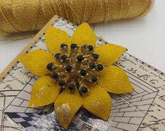 Ledo 1961 Marked Sunflower Brooch