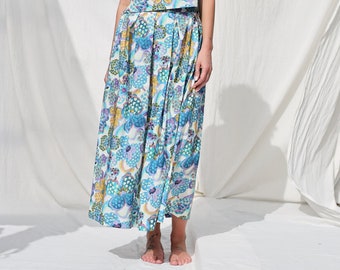 Blue floral print silky cotton pleated skirt • OFFON CLOTHING