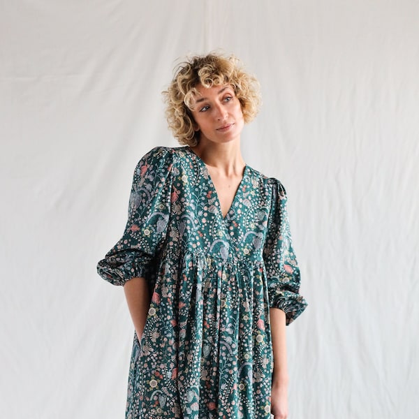 Flowy overlapped V-neck boho dress CROCHET MEADOW • OFFON Clothing