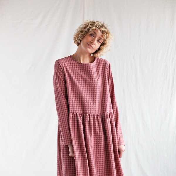 Long sleeve loose fit gingham seersucker dress MILANA / OFFON CLOTHING