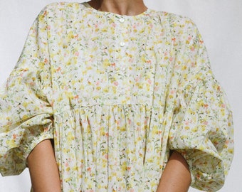 Oversized volumineuze mouwen bloemenprint zijdezachte katoenen jurk GRETA • OFFON CLOTHING