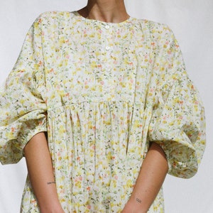 Oversized voluminous sleeves floral print silky cotton dress GRETA OFFON CLOTHING zdjęcie 1