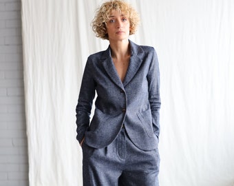 Fitted silhouette elegant linen and wool blazer • OFFON Clothing