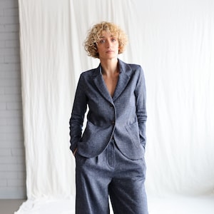 Fitted silhouette elegant linen and wool blazer OFFON Clothing image 1